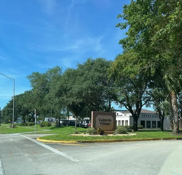 Valencia entrance at 54 Matador Lane, Davie