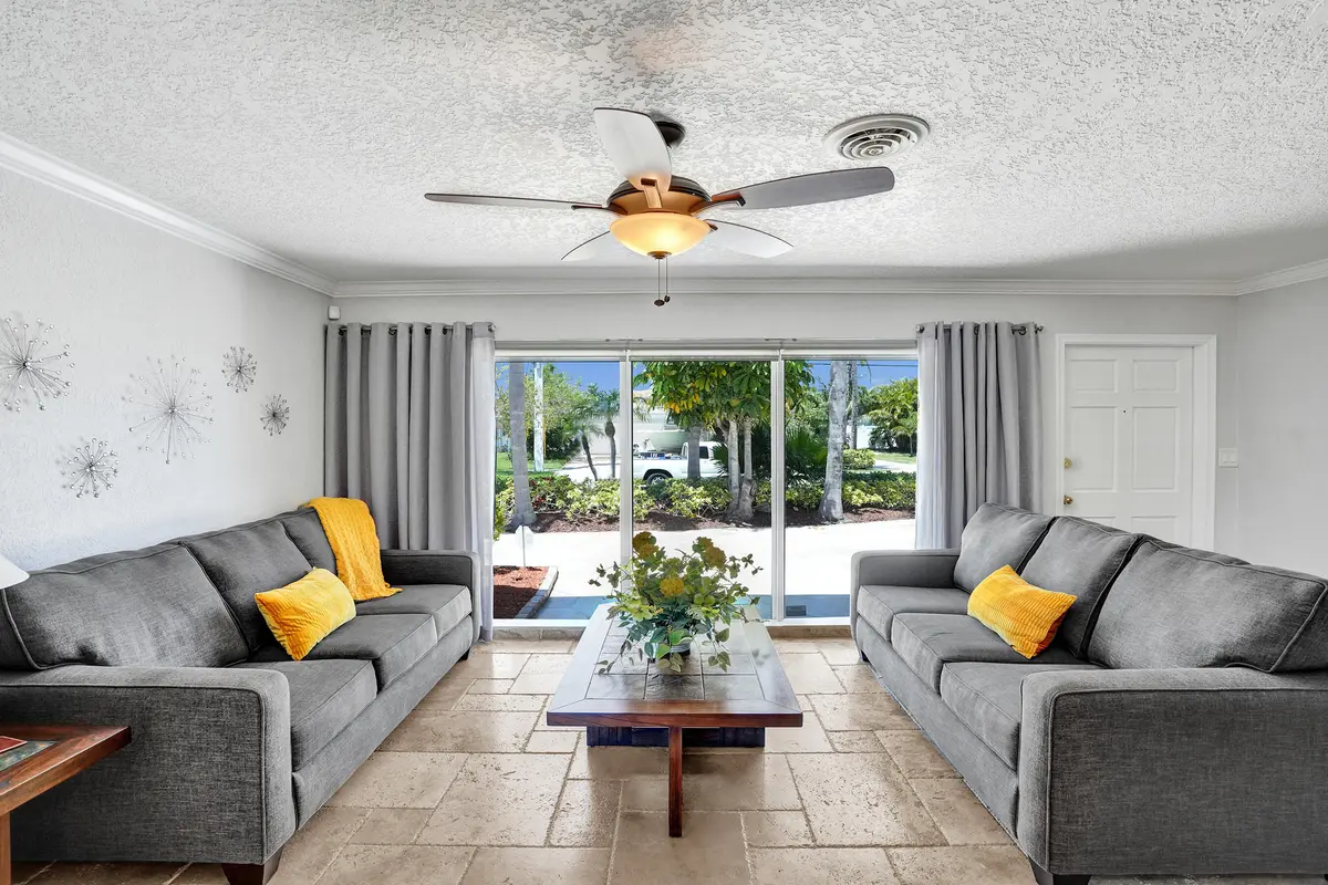 DSC09844 at 700 SE 5th Avenue, Pompano Beach