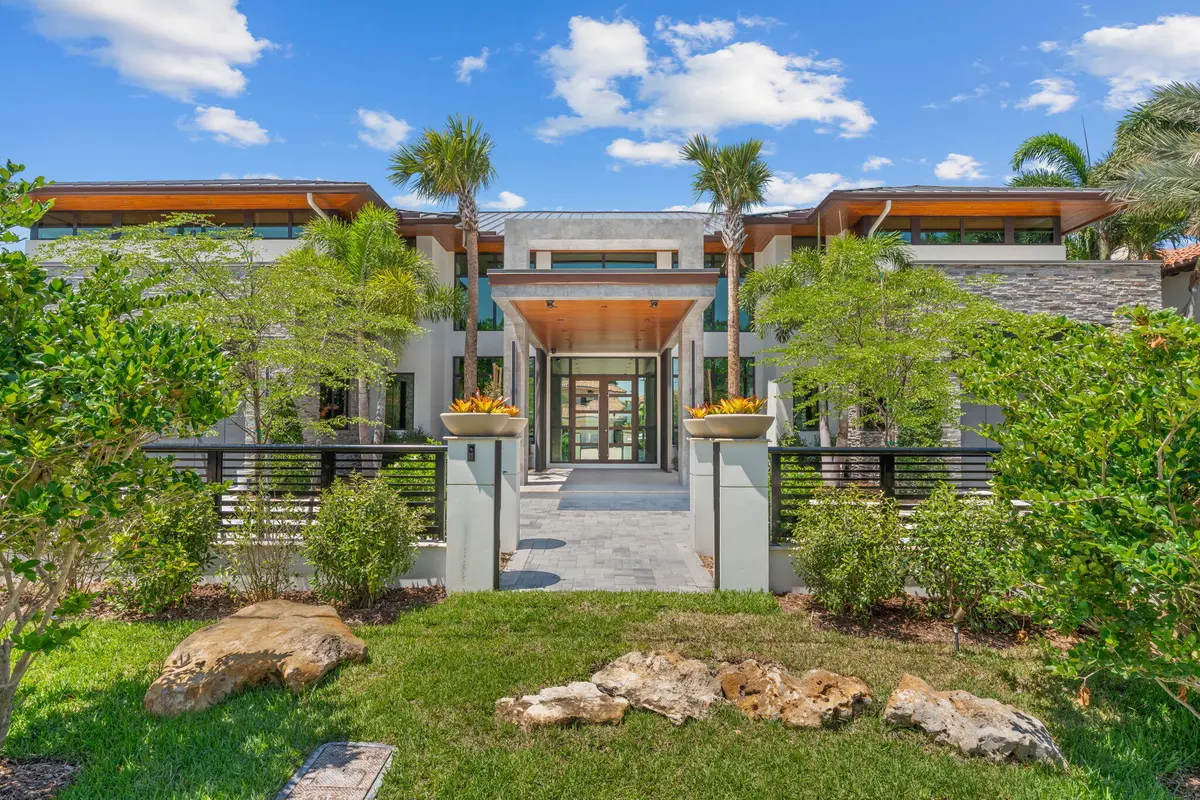 23-web-or-mls-2839 NE 26th Pl Fort Laude at 2839 NE 26th Place, Fort Lauderdale