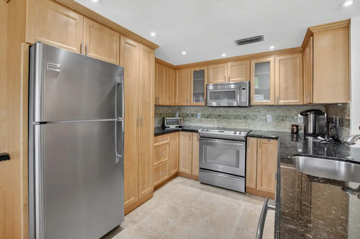 11-web-or-mls-DSC_9695 at 1027 Yarmouth Drive B, Boca Raton