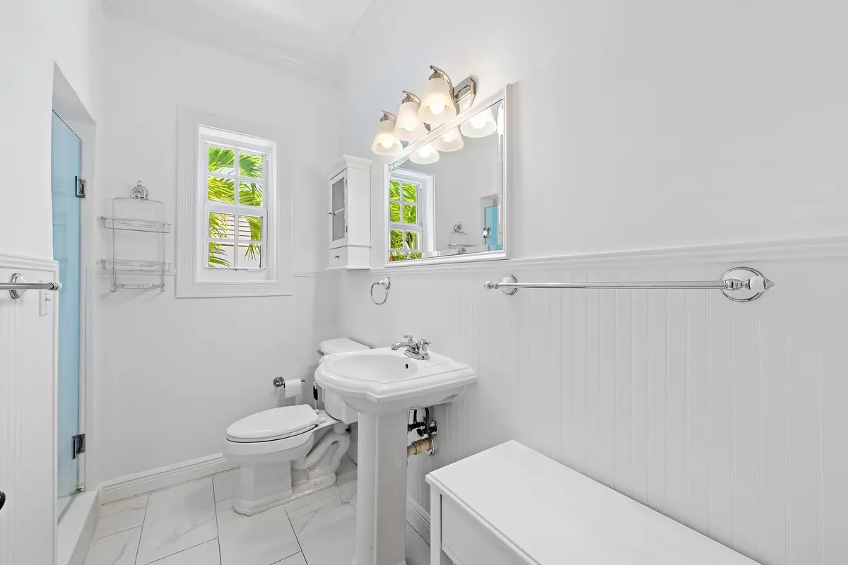 Primary bath at 151 S County Road 1st Fl, Palm Beach