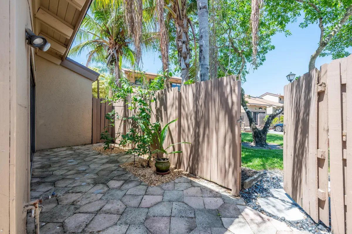 2132-6 at 2132 SW 82nd Avenue 2132, Davie