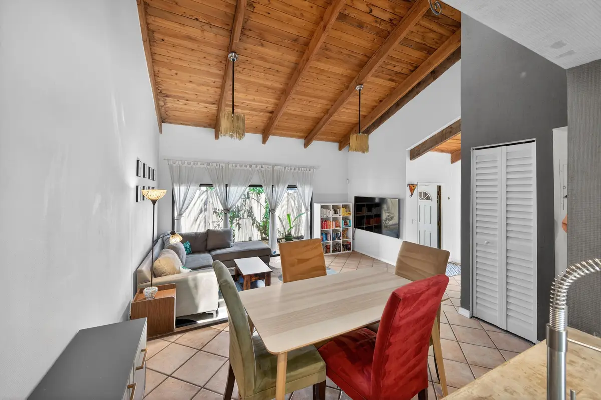 2132-11 at 2132 SW 82nd Avenue 2132, Davie