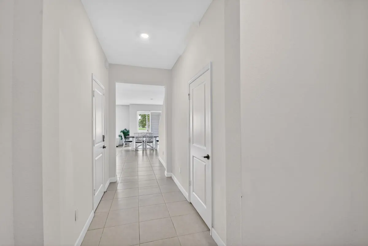 5-web-or-mls-DSC_7714 at 6933 N Harbours Edge Avenue, Lake Worth