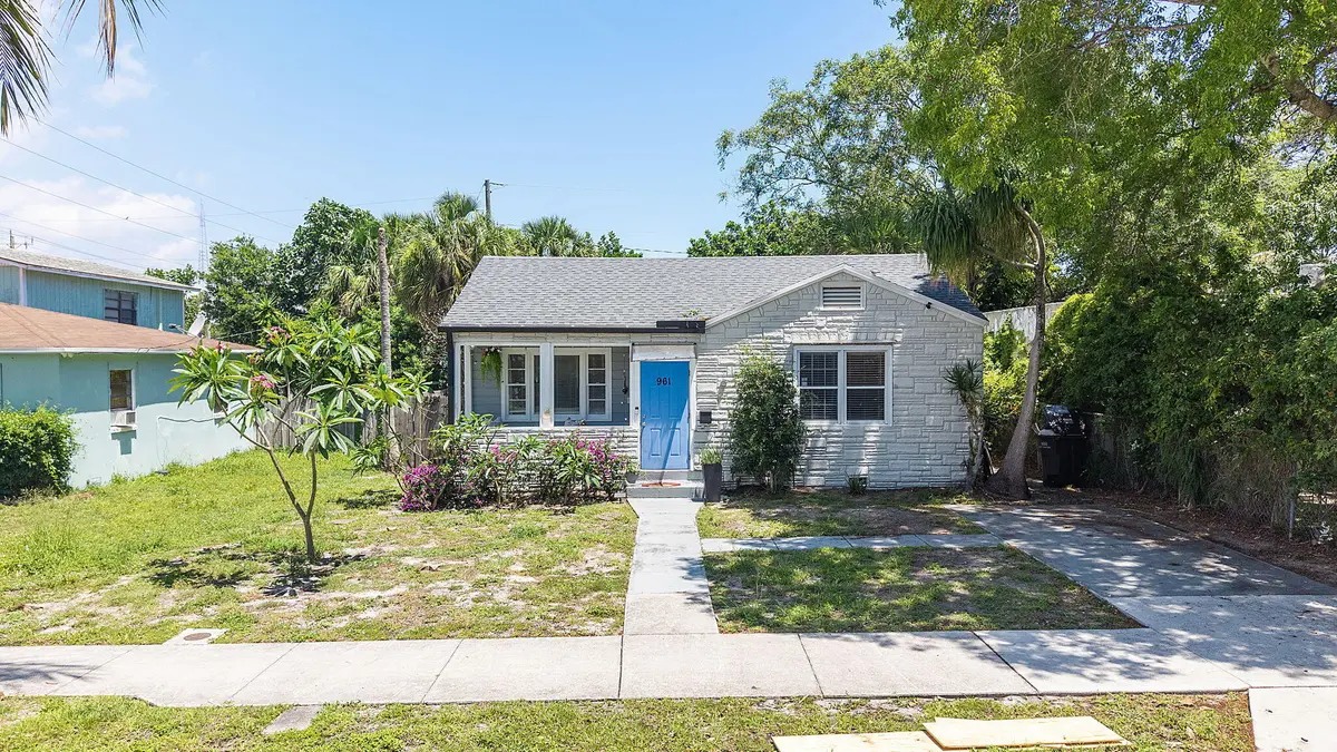 Front at 961 32nd Street, West Palm Beach