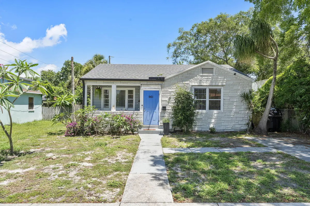 Front at 961 32nd Street, West Palm Beach