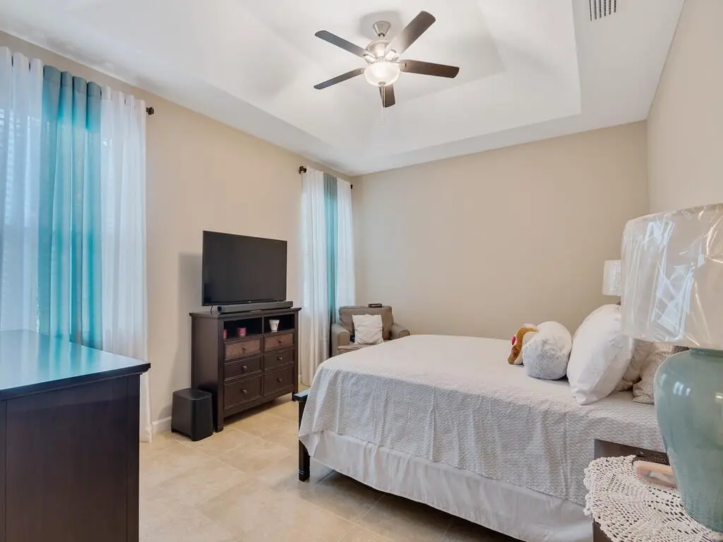 OWNERS BEDROOM at 1425 Bunker Court, Vero Beach