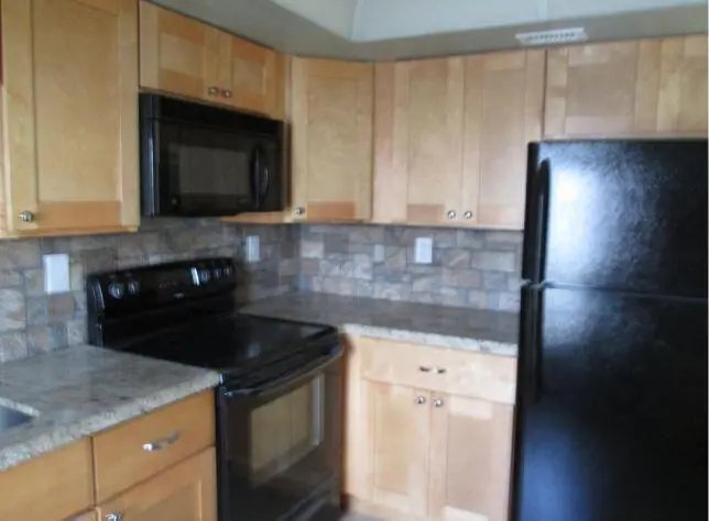 cccccc - Copy at 1911 NE 27th Court 3, Lighthouse Point