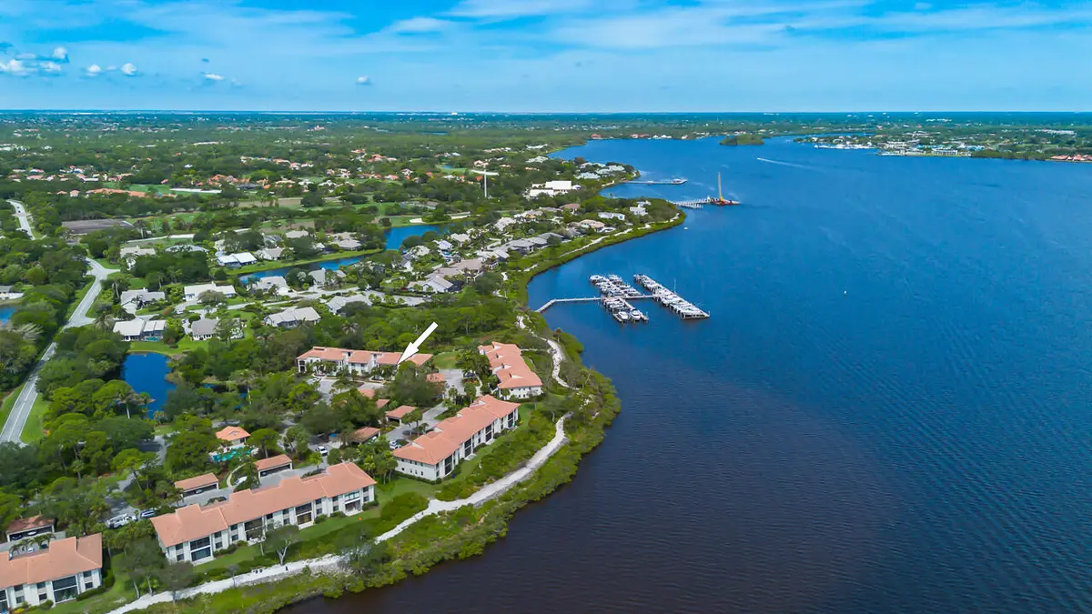 2516 NW Seagrass Drive Unit 8B-4 at 2516 NW Seagrass Drive 8b, Palm City