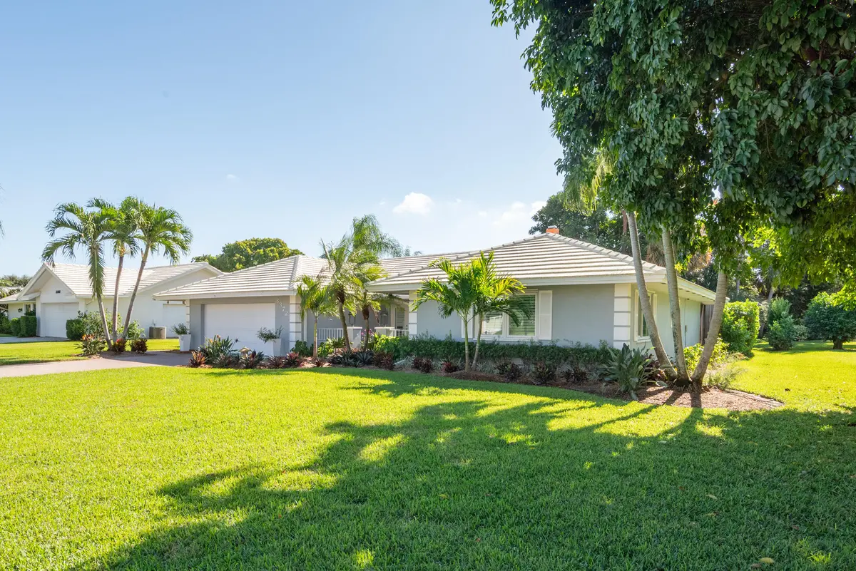 © Clark- 3372 Se Court Drive-034 at 3372 SE Court Drive, Stuart