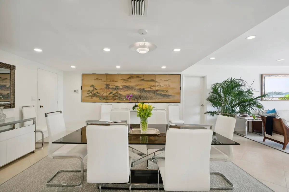 2773 S Ocean Blvd Palm Beach FL 11 at 2773 S Ocean Boulevard 104, Palm Beach