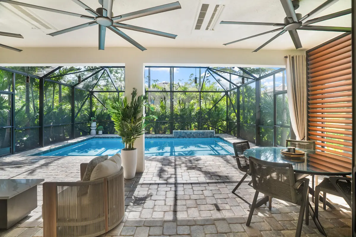 19 (3) at 4463 Providence Way, Oakland Park