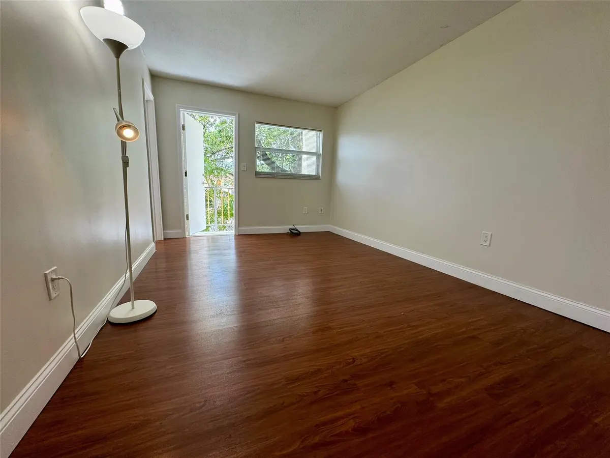 Photo 2 at 1747 Rodman Street 210, Hollywood