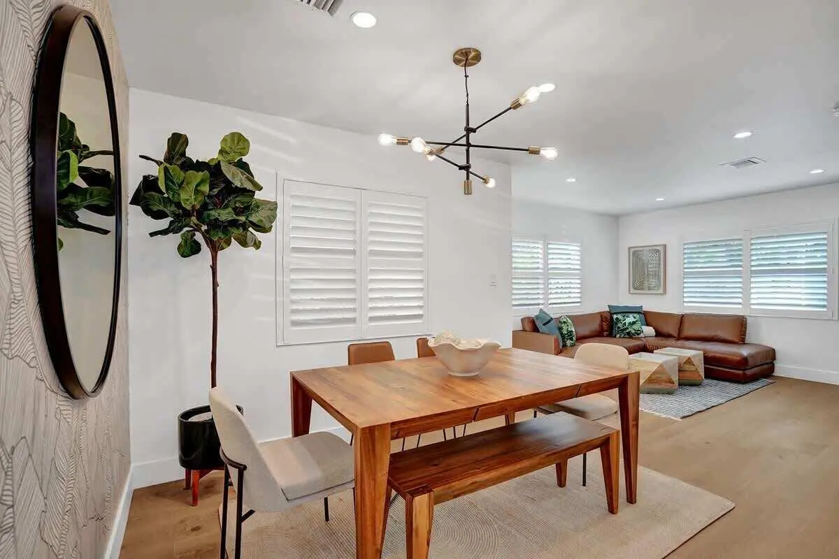 673cddc7e9b4a80067b624e9-678872153051363 at 1043 N Victoria Park Road 1-2, Fort Lauderdale