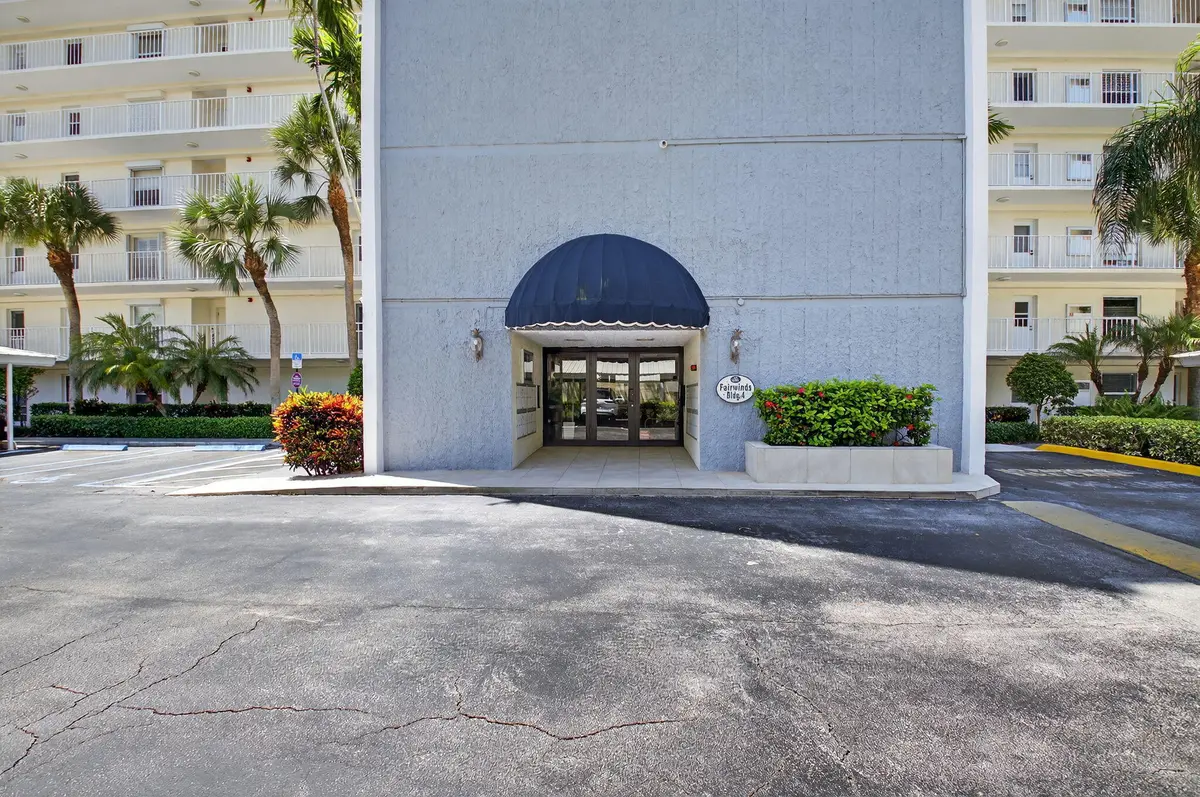 2-web-or-mls-015_DSC_1416 at 1 Harbourside Drive 4205, Delray Beach