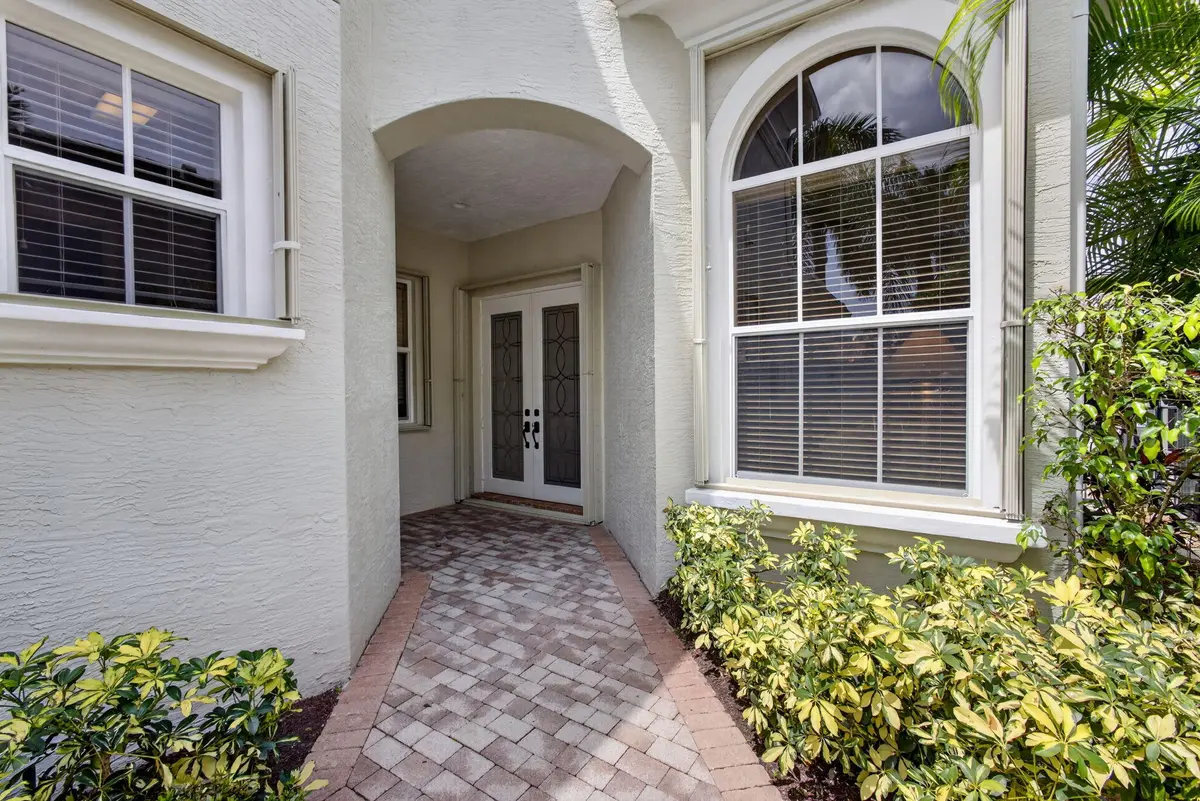 5-web-or-mls-5D1A0997 at 229 Andalusia Drive, Palm Beach Gardens