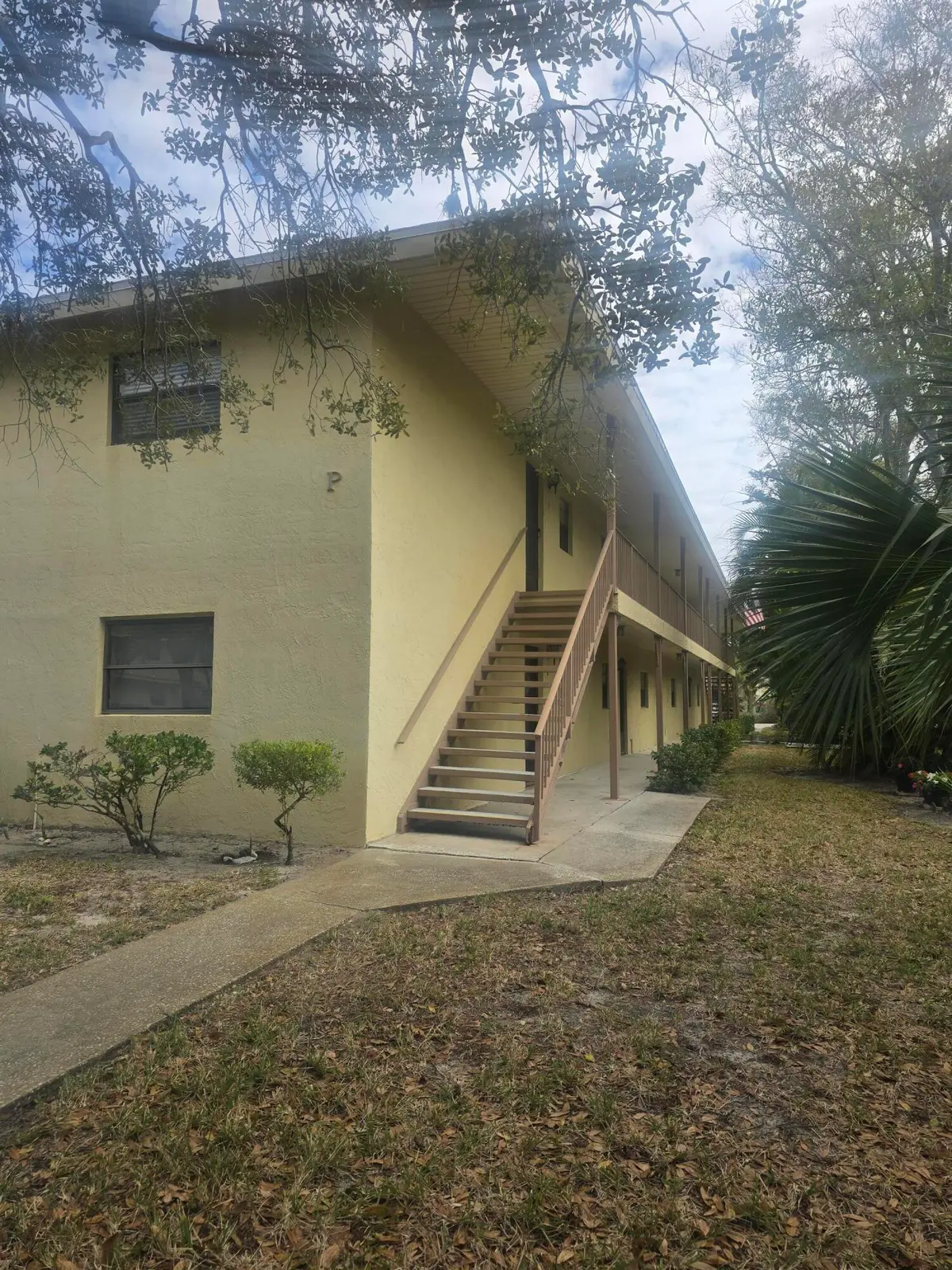 FRONT at 400 18th Street P-5, Vero Beach