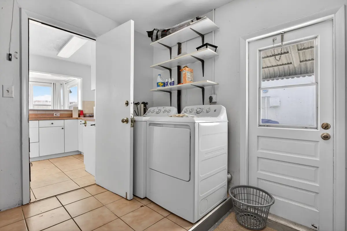 8-web-or-mls-001L8784 at 3121 E Golf Boulevard, Pompano Beach