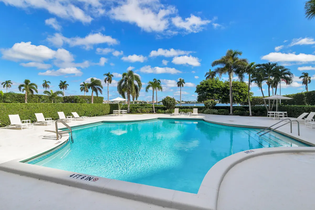low-17 at 1801 S Flagler Drive 1007, West Palm Beach