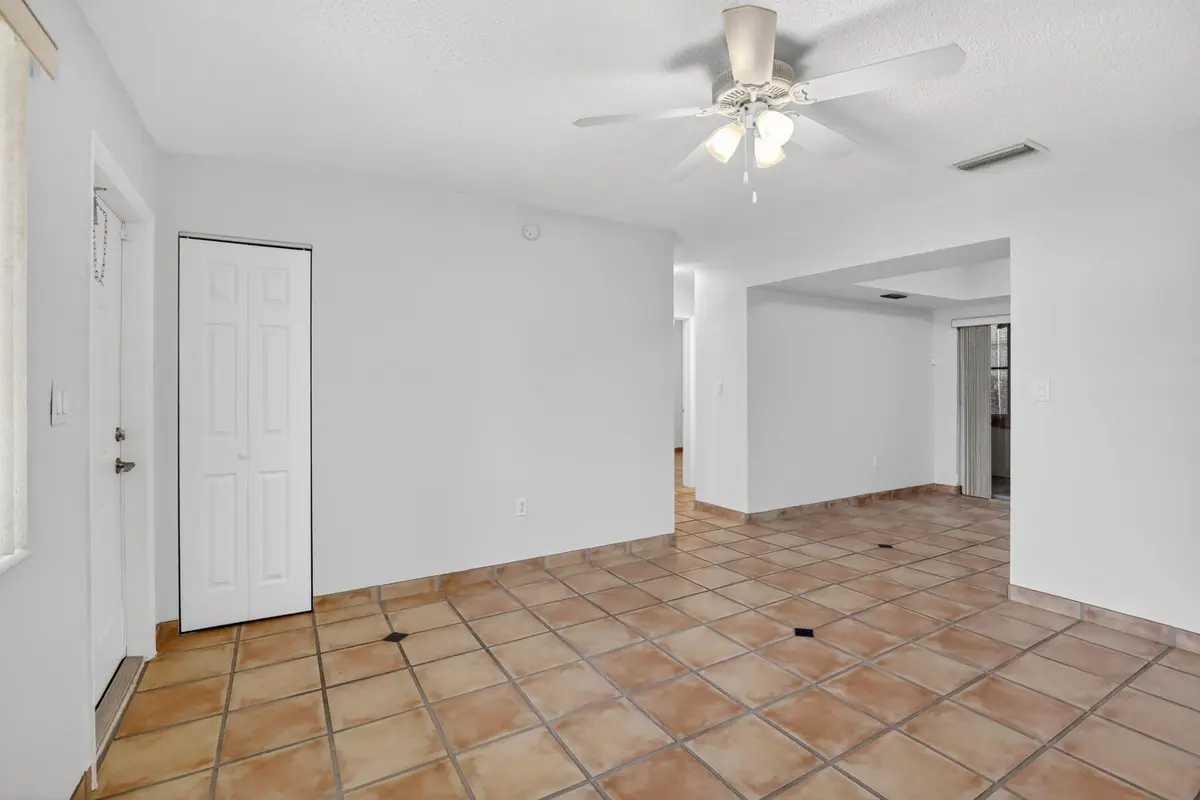 8-web-or-mls-_A7A2321 at 6281 Moseley Street 1-2, Hollywood