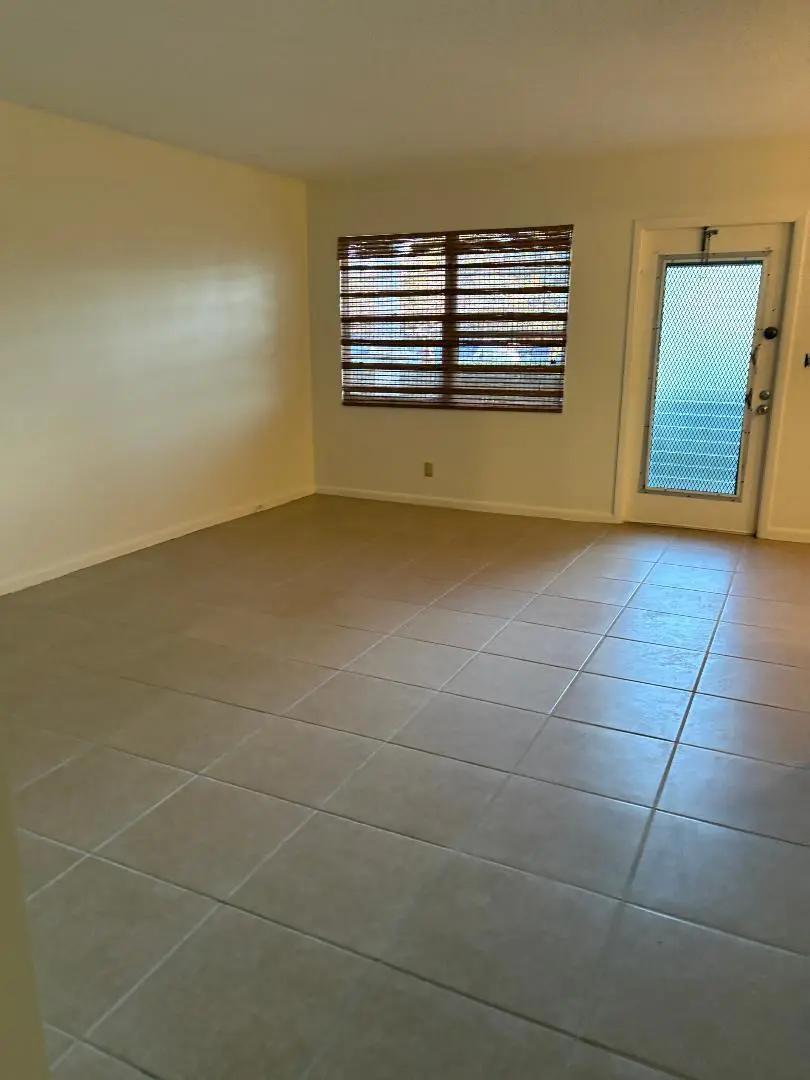 Boeko-living room at 1019 Newport G, Deerfield Beach