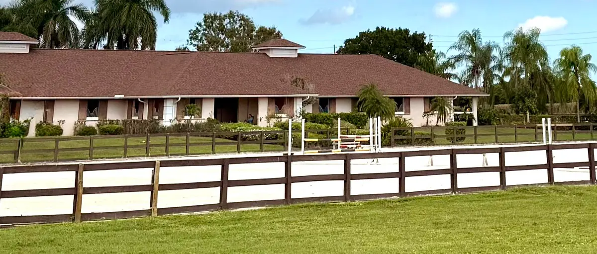 barn at 13060 52nd Place, Wellington