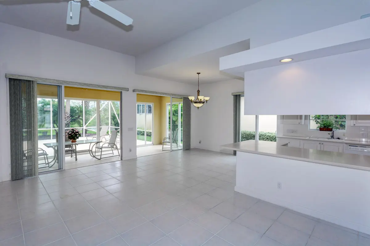 Family Room off Kitchen at 4705 Dovehill Drive, Palm Beach Gardens