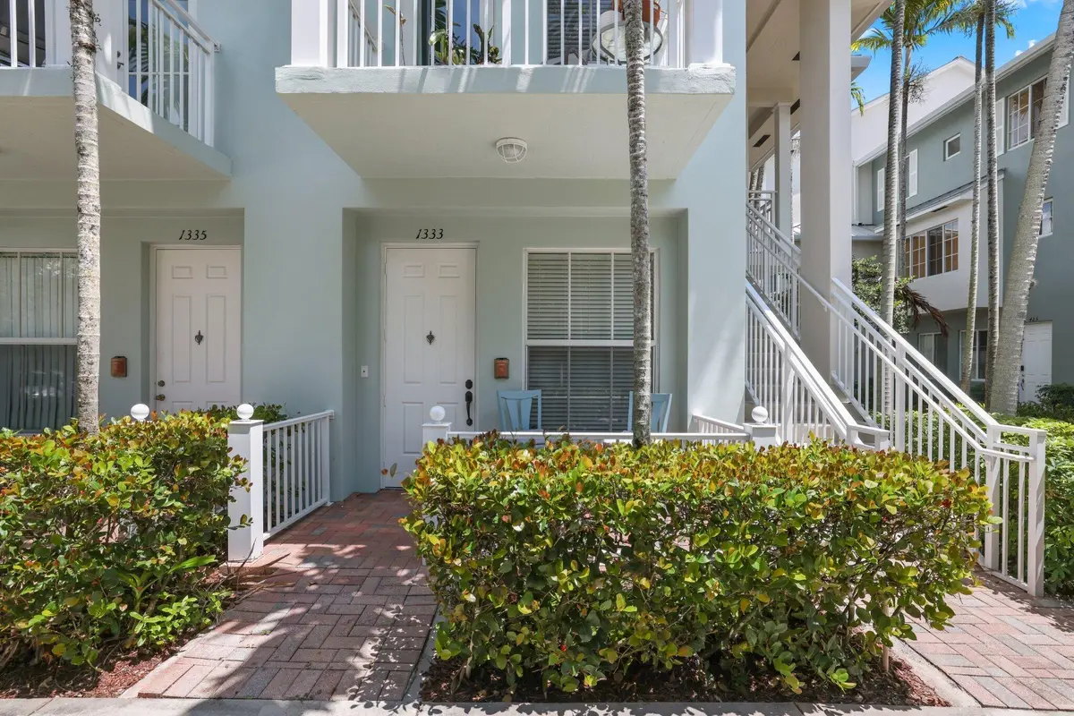 Front Entrance at 1333 SW 4th Court, Fort Lauderdale