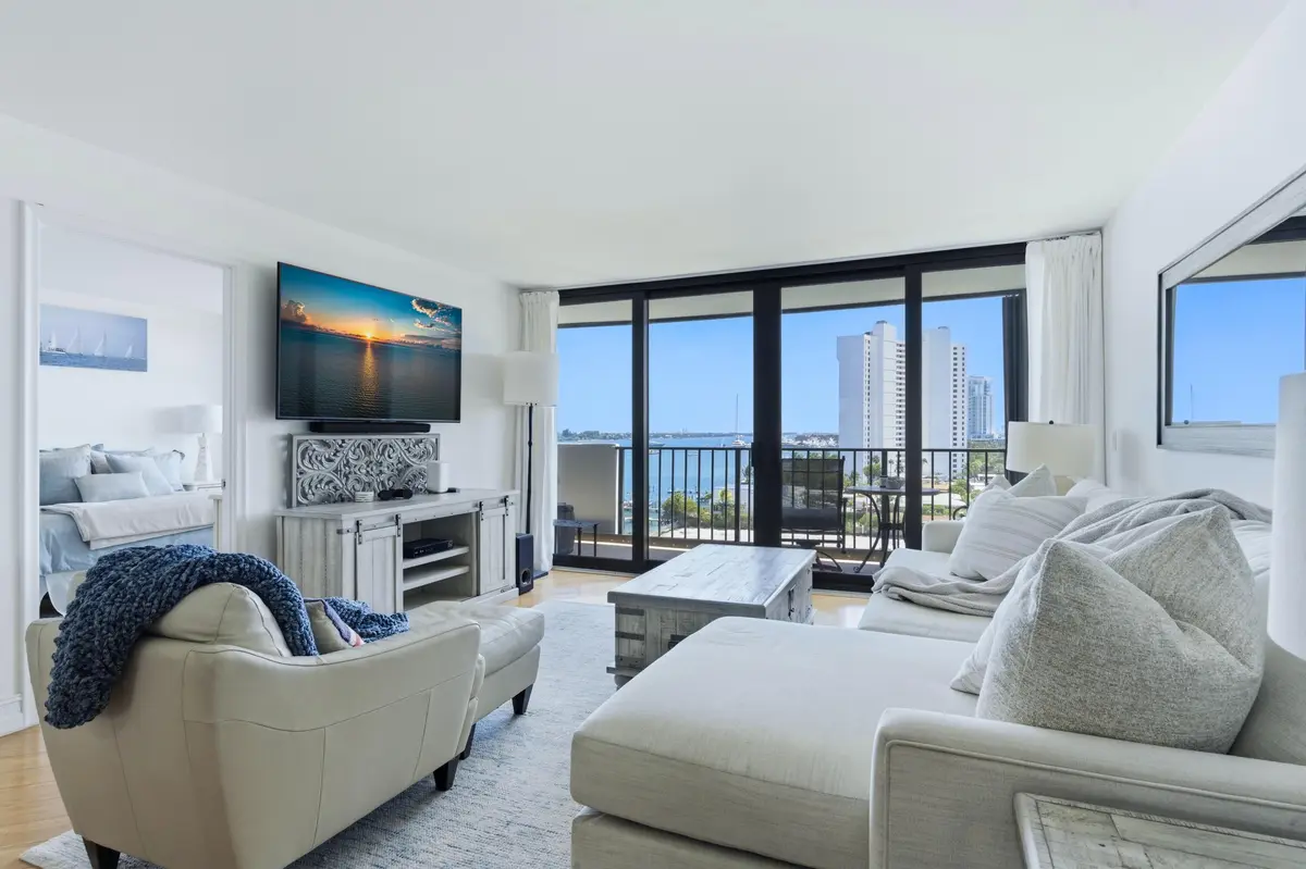 Family room with view at 5600 N Flagler Drive Unit 910, West Palm Beach