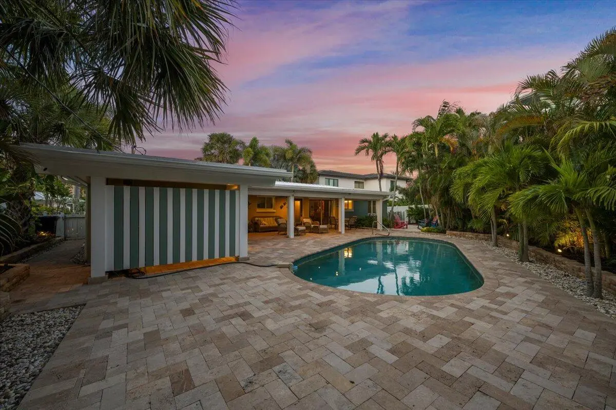 39-LUX_3404 at 440 Jupiter Lane, Juno Beach