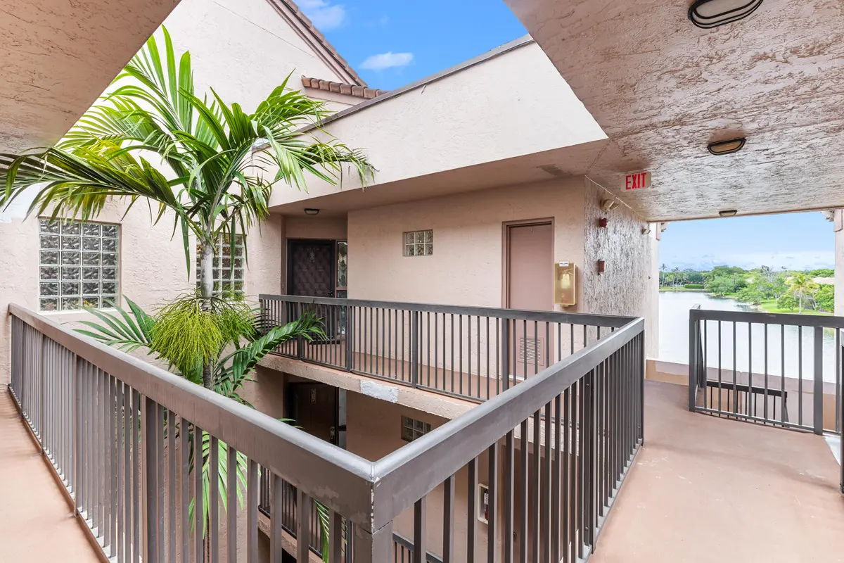 Entry-a at 10790 NW 14th Street 189, Plantation