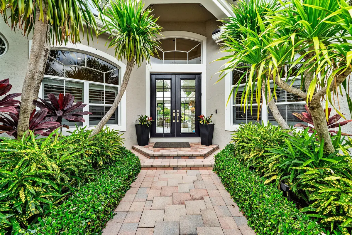 007-21SomersetDrive-PalmBeachGardens-FL- at 21 Somerset Drive, Palm Beach Gardens