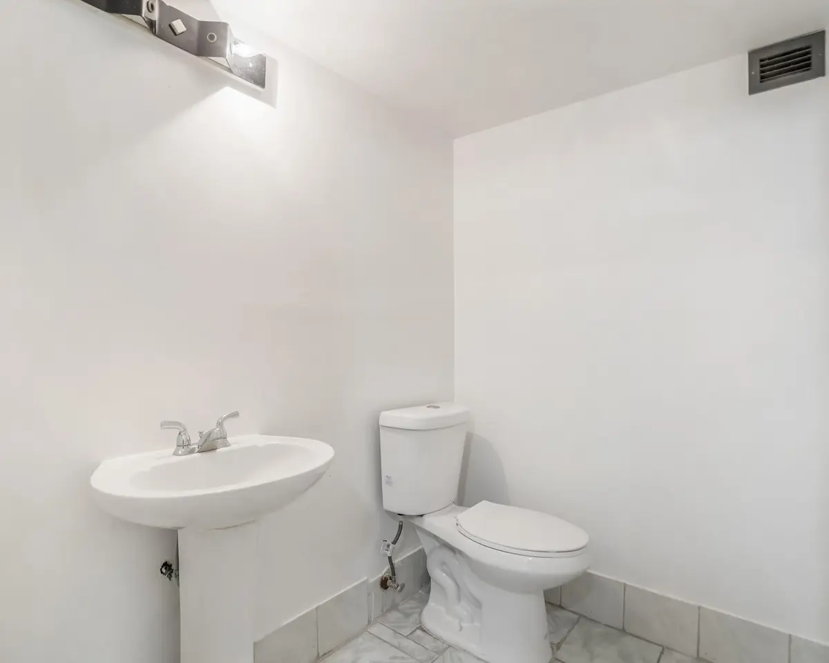 Photo 6 at 6201 N Falls Cir Drive 109, Lauderhill