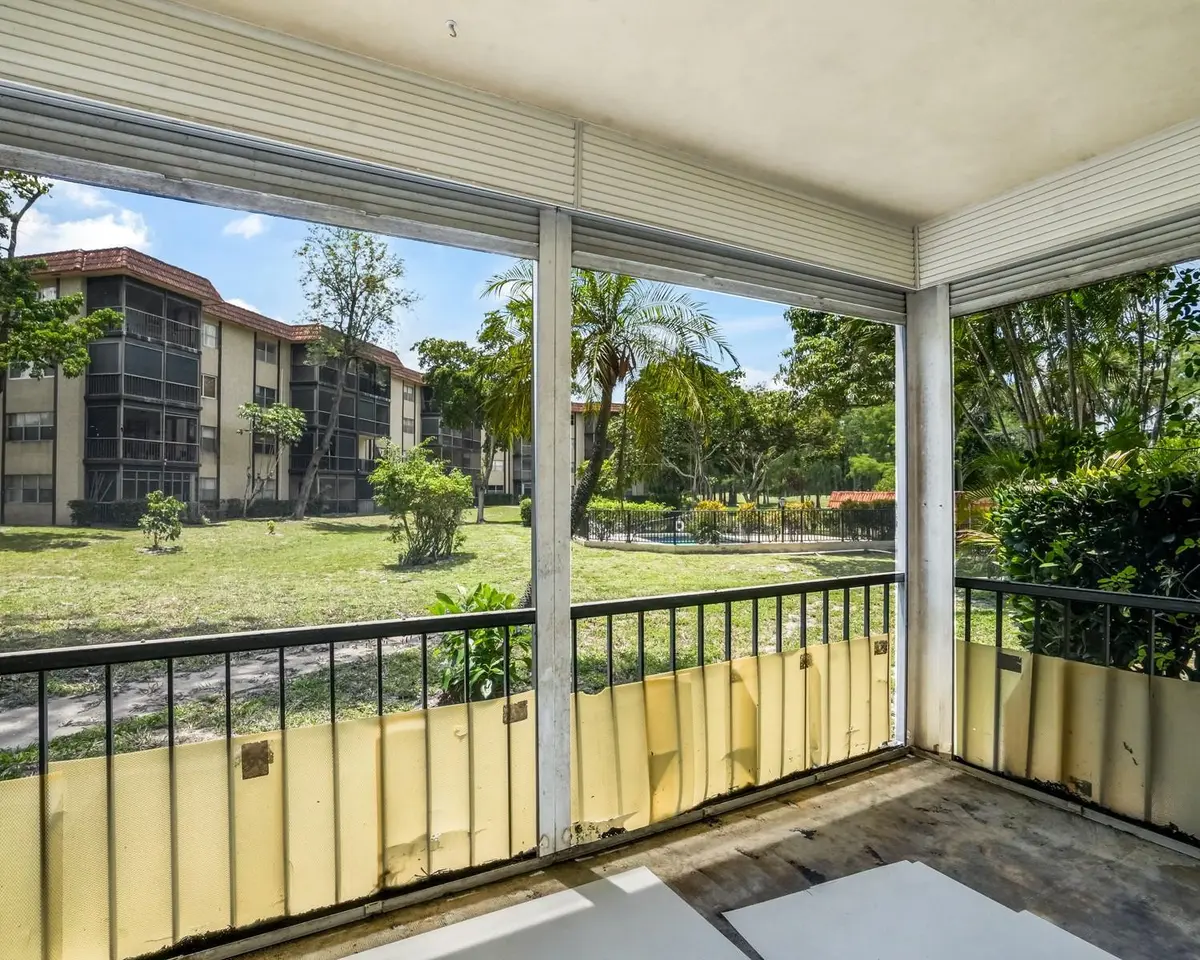 Photo 7 at 6201 N Falls Cir Drive 109, Lauderhill