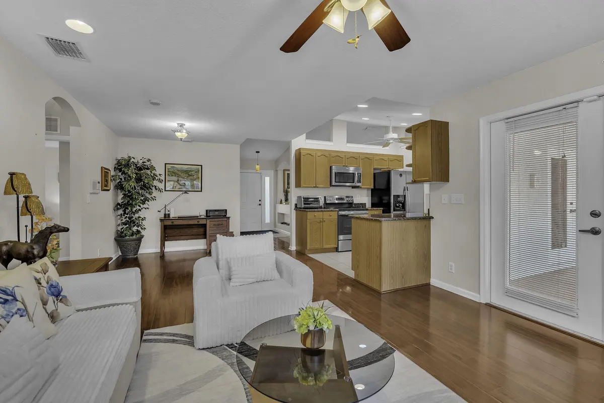 5-55-web-or-mls-dsc08725 at 11195 61st St Street, West Palm Beach