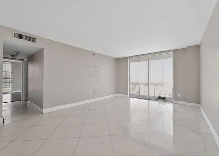 6061 Collins Avenue 23a, Miami Beach, FL – photo 4