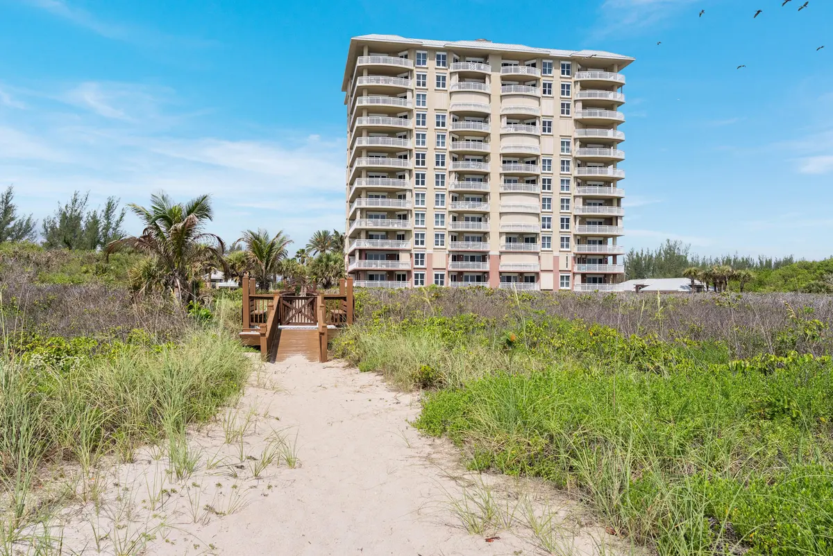 Grand Isles at 3702 N Hwy A1a 801, Hutchinson Island