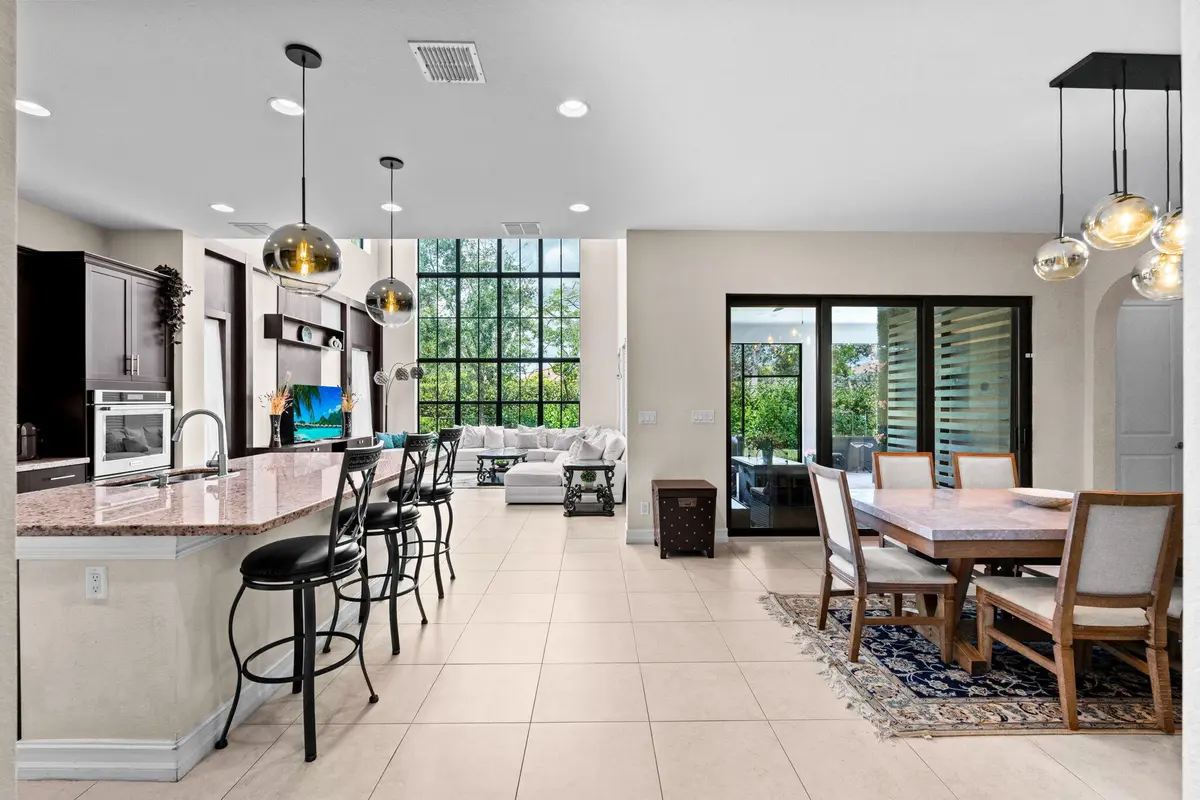 Open Concept at 8845 Watercrest Circle, Parkland