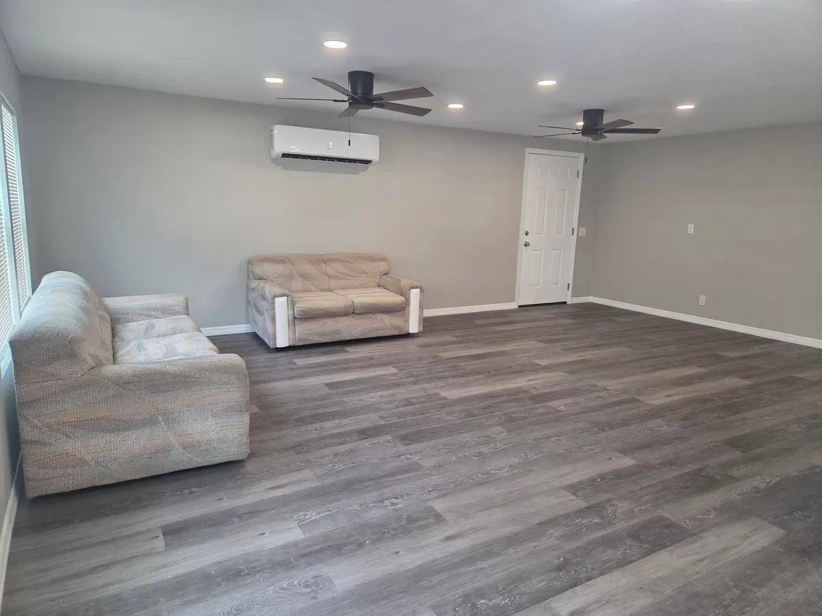 livingrooom at 6950 SE Congress Street, Hobe Sound