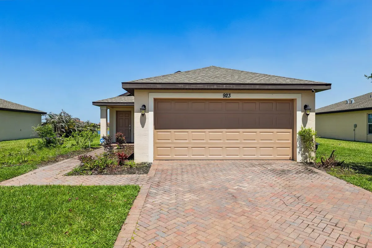 1-web-or-mls-Bent Creek Dr-S0805-001 at 923 Bent Creek Drive, Fort Pierce