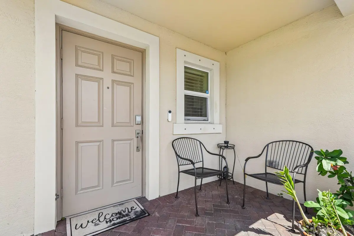 4-web-or-mls-Bent Creek Dr-S0805-004 at 923 Bent Creek Drive, Fort Pierce