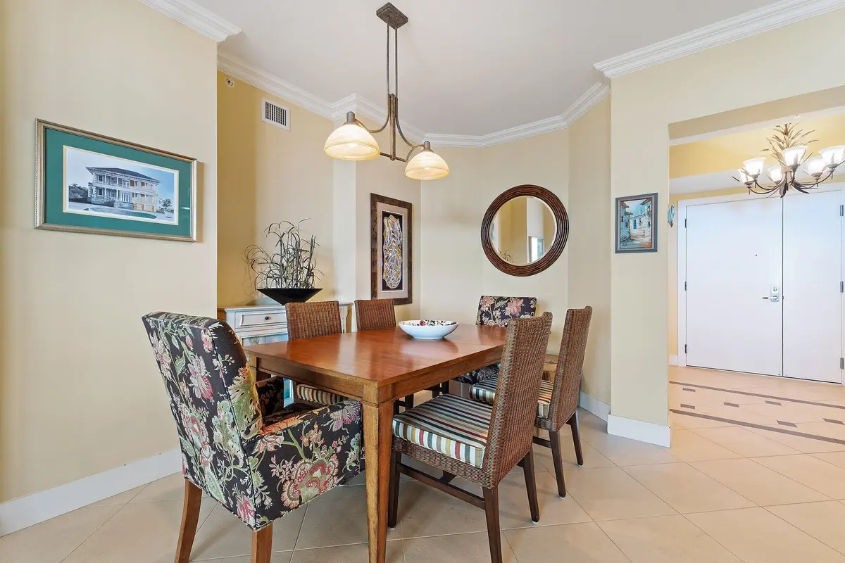 Dining Area at 3620 Gardens Parkway 902b, Palm Beach Gardens