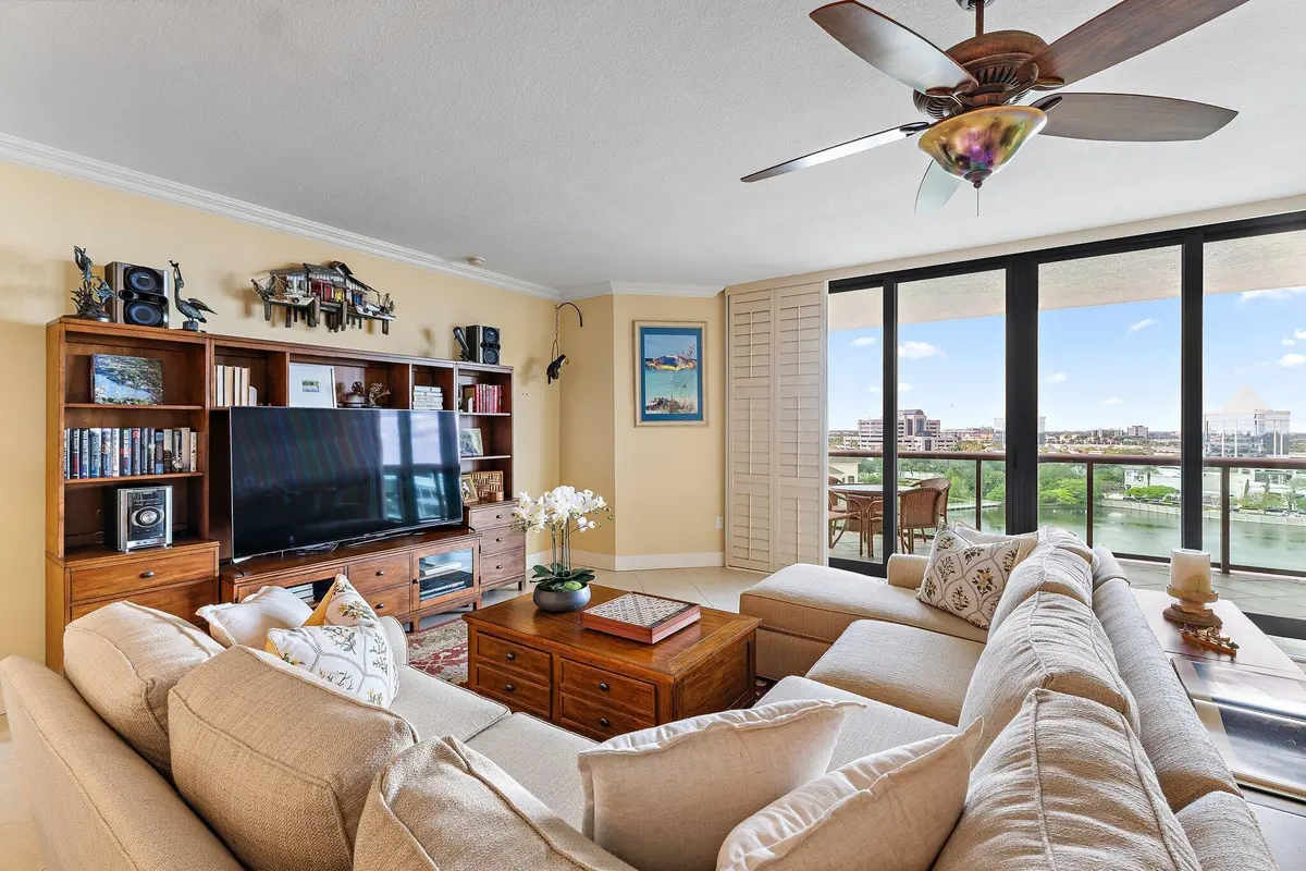 Living Area at 3620 Gardens Parkway 902b, Palm Beach Gardens