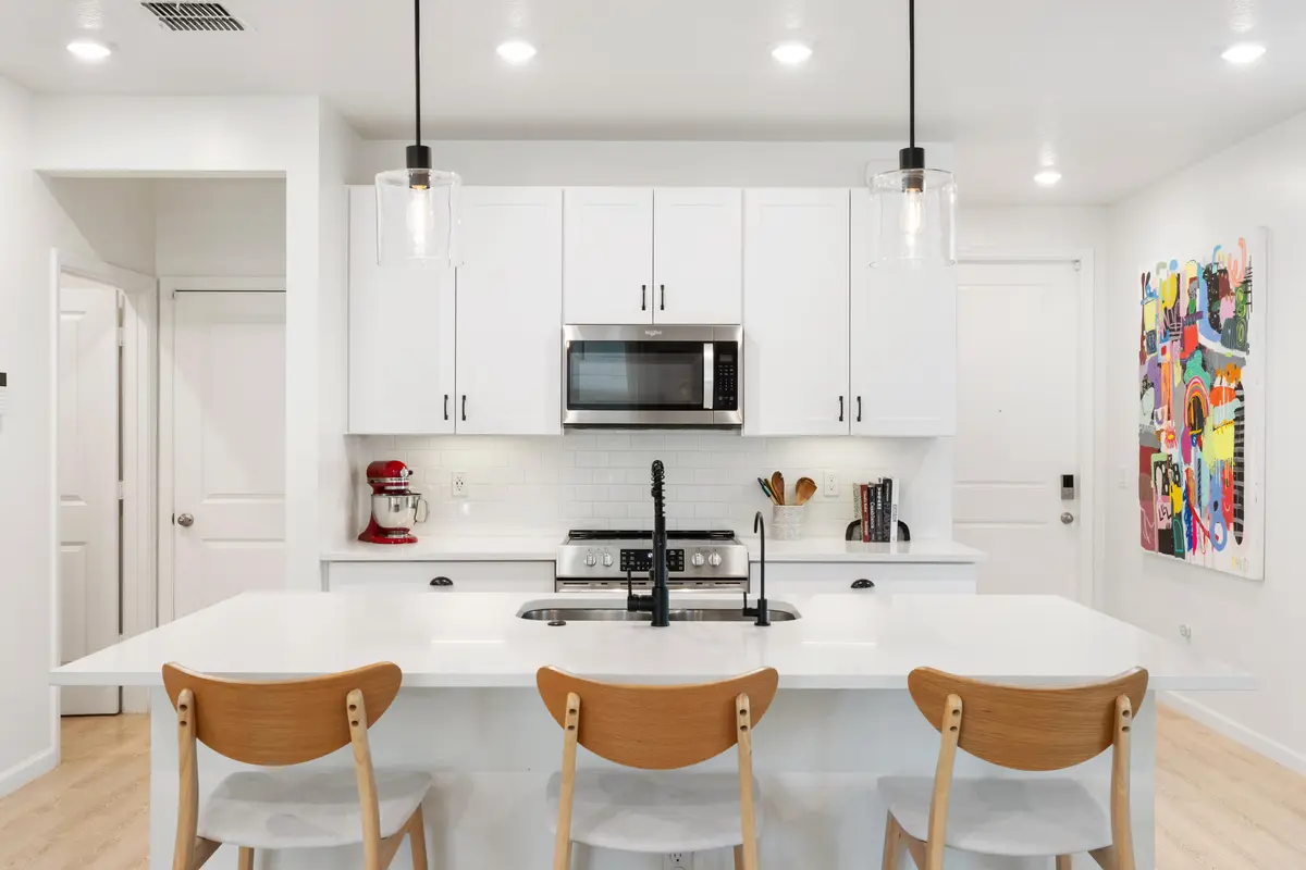 4.5 at 1780 Lindley Street, Mangonia Park