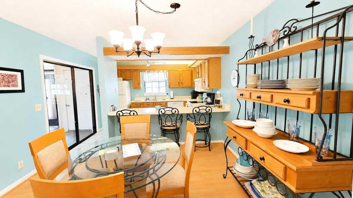dining area at 7442 SE Jamestown Terrace, Hobe Sound