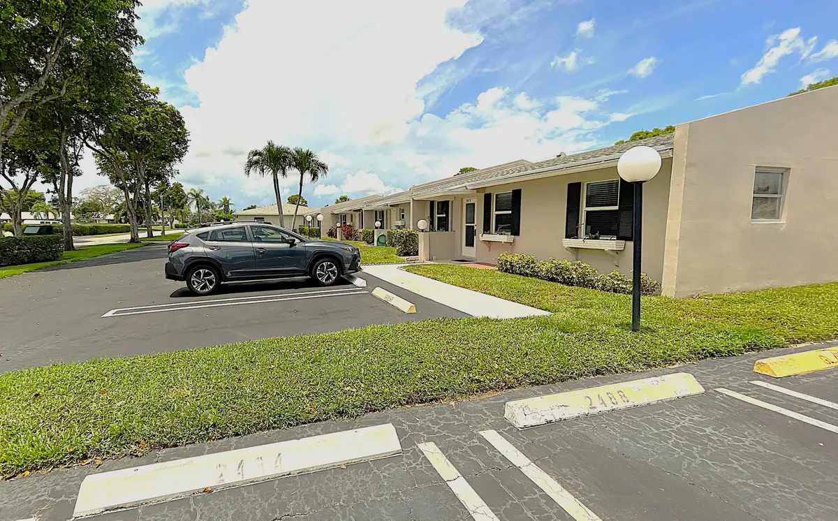 Front at 2431 Del Aire Boulevard 115-d, Delray Beach