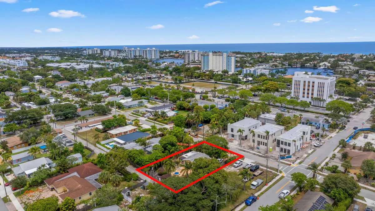 Minutes to the beach at 730 SE 4th Avenue, Delray Beach