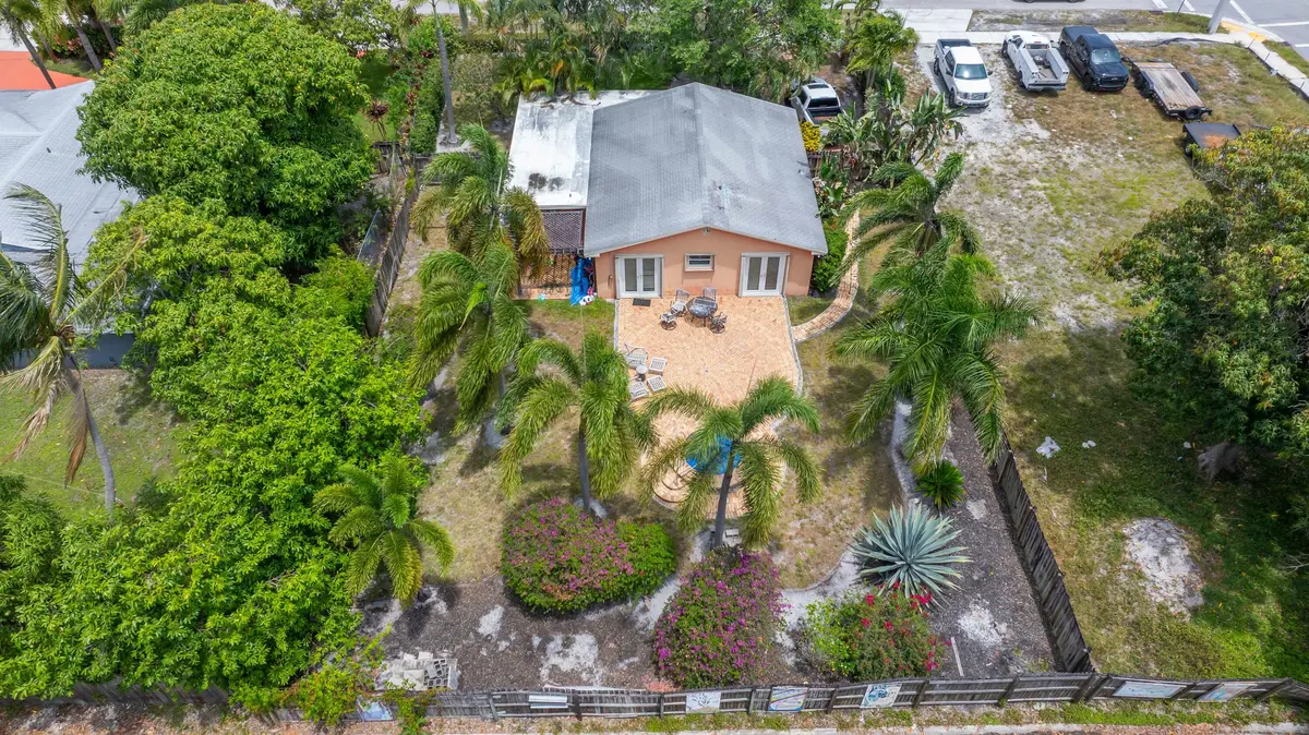 Key West Style Home at 730 SE 4th Avenue, Delray Beach
