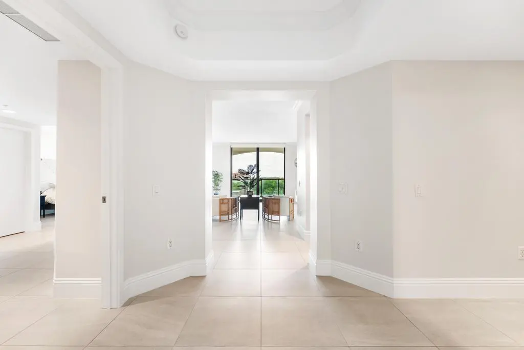 Foyer at 3610 Gardens Parkway 502a, Palm Beach Gardens