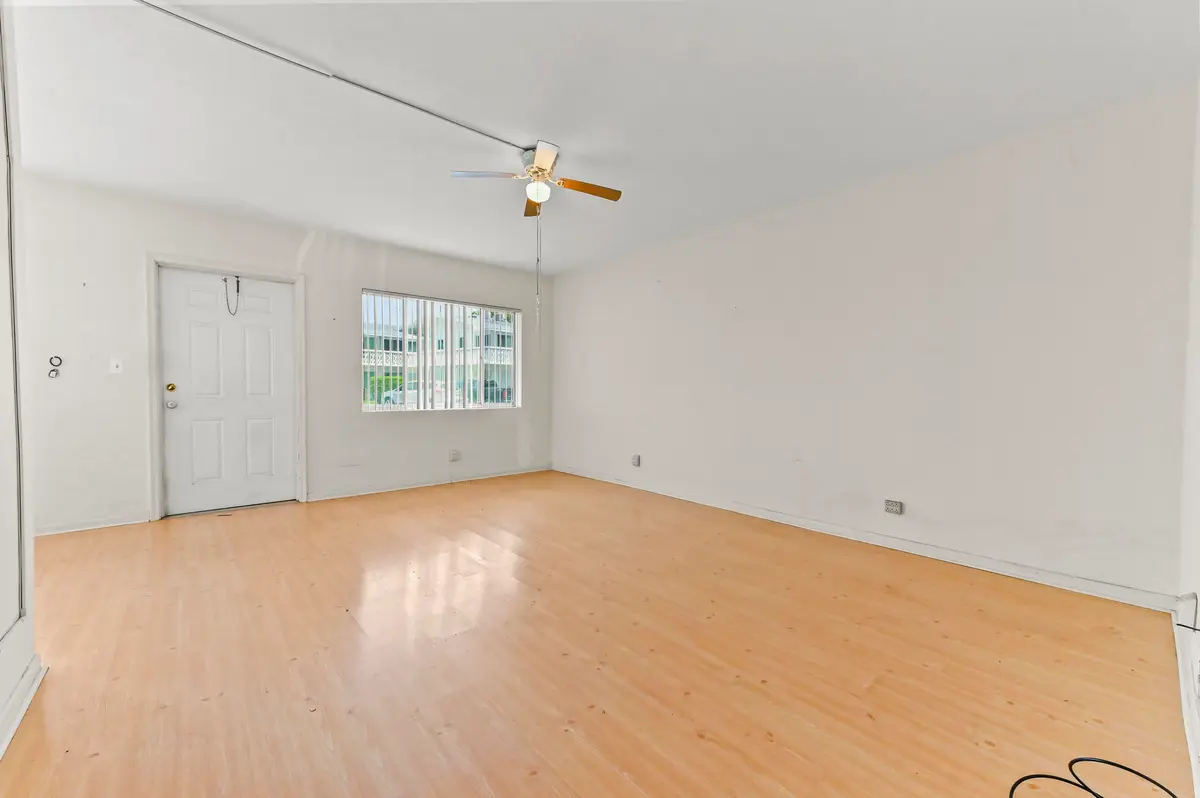 06 Living room 03 at 1950 Lake Osborne Drive 9, Lake Worth Beach